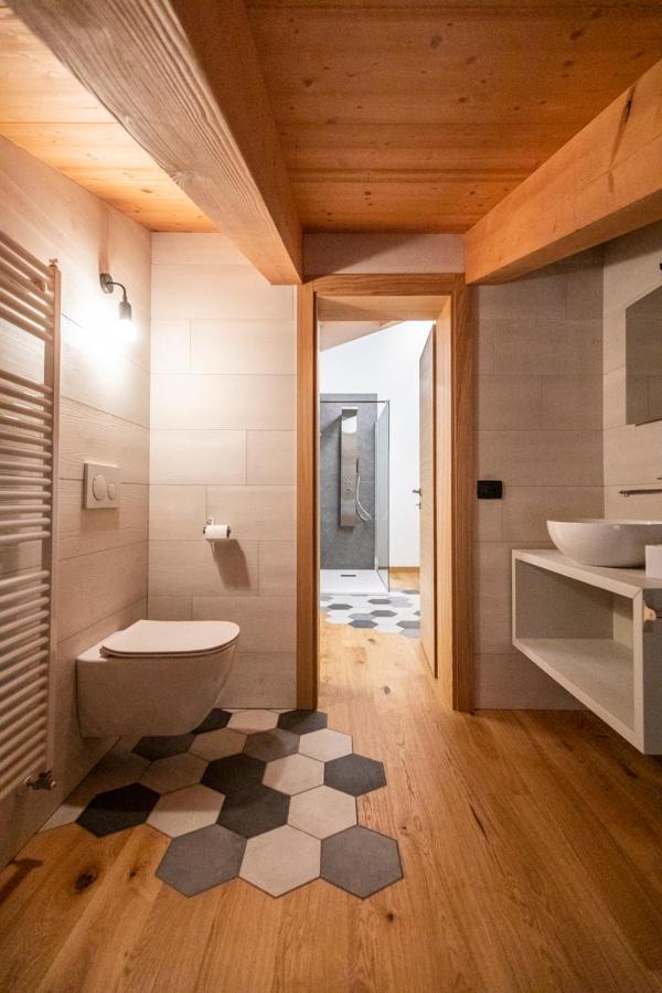 Casa Vacanze Ranuncolo 6 Sùtrio Eksteriør bilde
